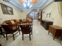 Blk 892 Tampines Avenue 8 (Tampines), HDB Executive #523016161